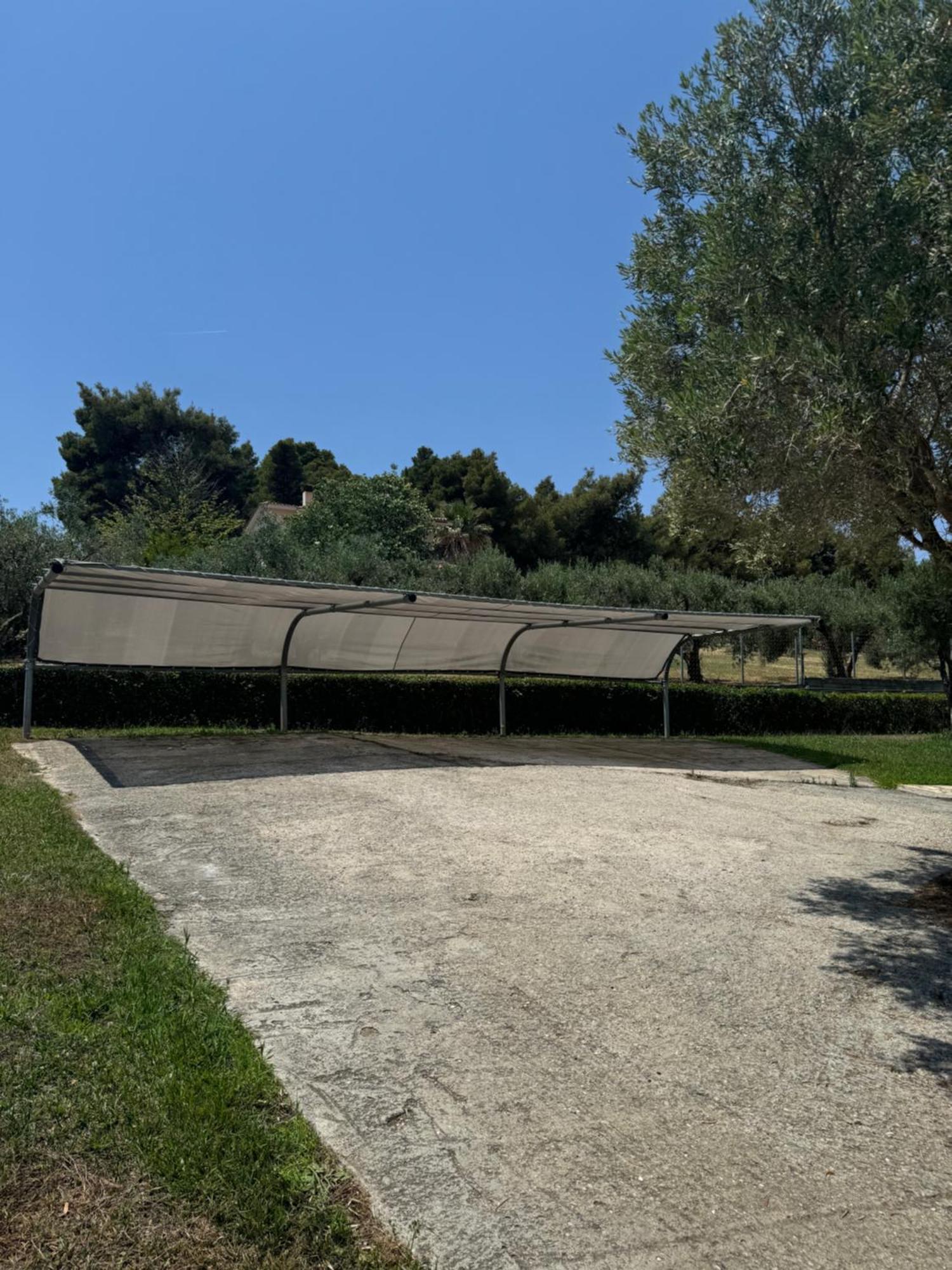 Possidi Hiliadou Boutique Resort Bagian luar foto